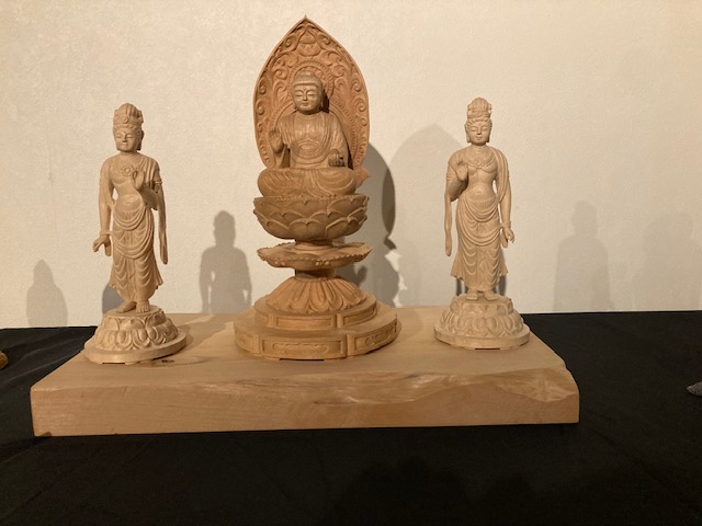 横須賀市文化会館市民ギャラリー2で開催された佛像彫刻展の様子