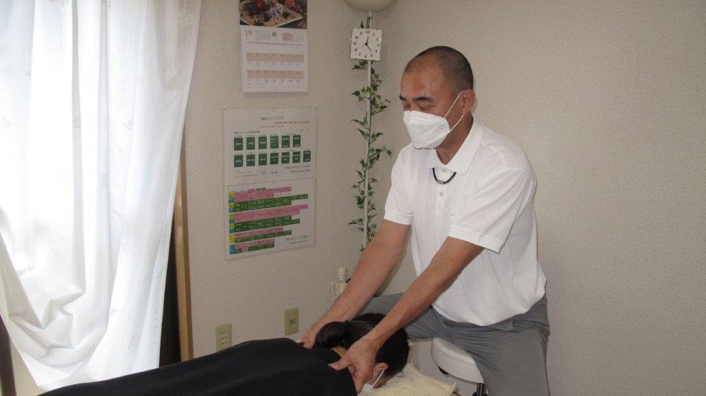 湘南山手整体院での施術の写真です。
